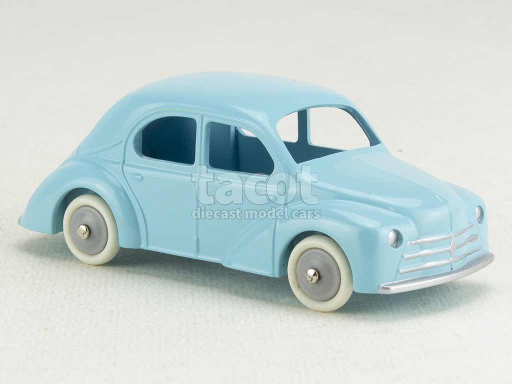 4497 Renault 4CV