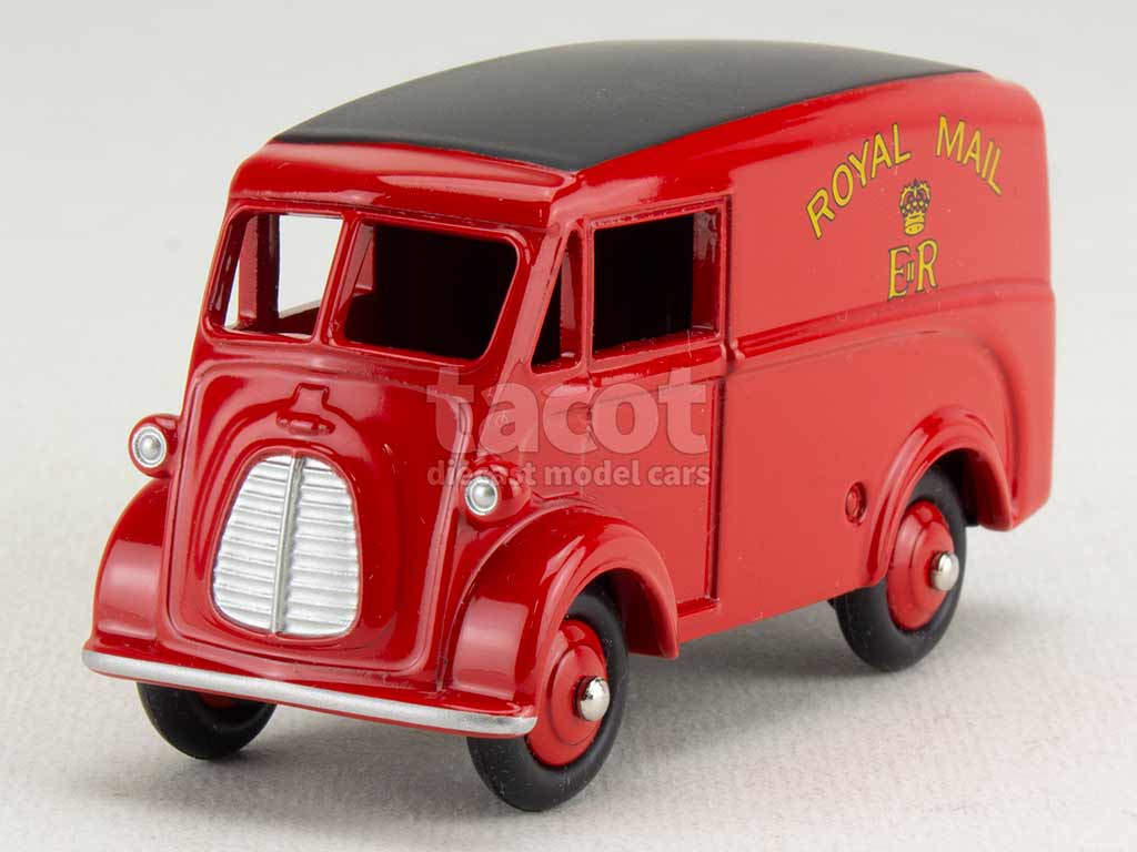4517 Morris J Van Royal Mail
