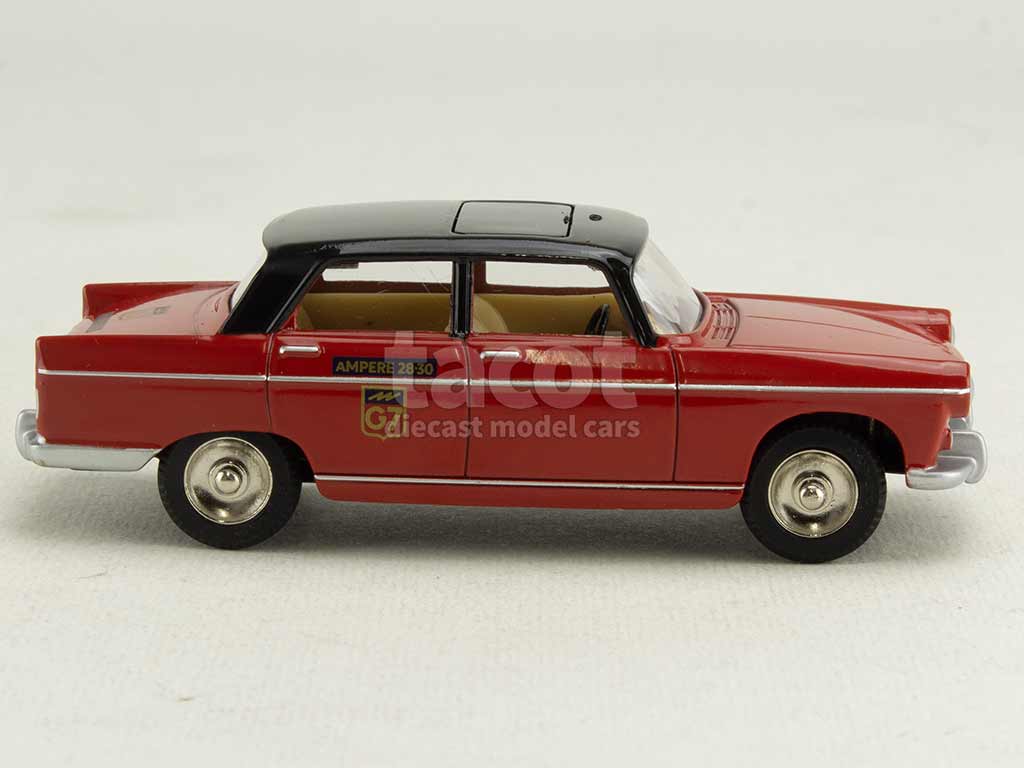 4631 Peugeot 404 Taxi Radio G7
