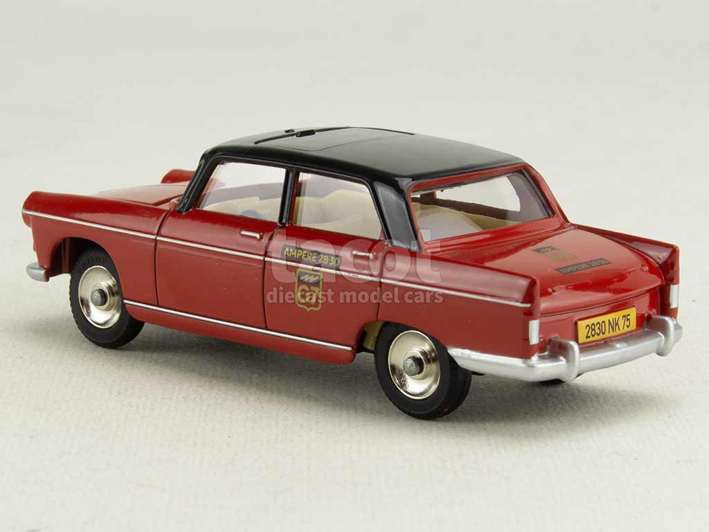 4631 Peugeot 404 Taxi Radio G7