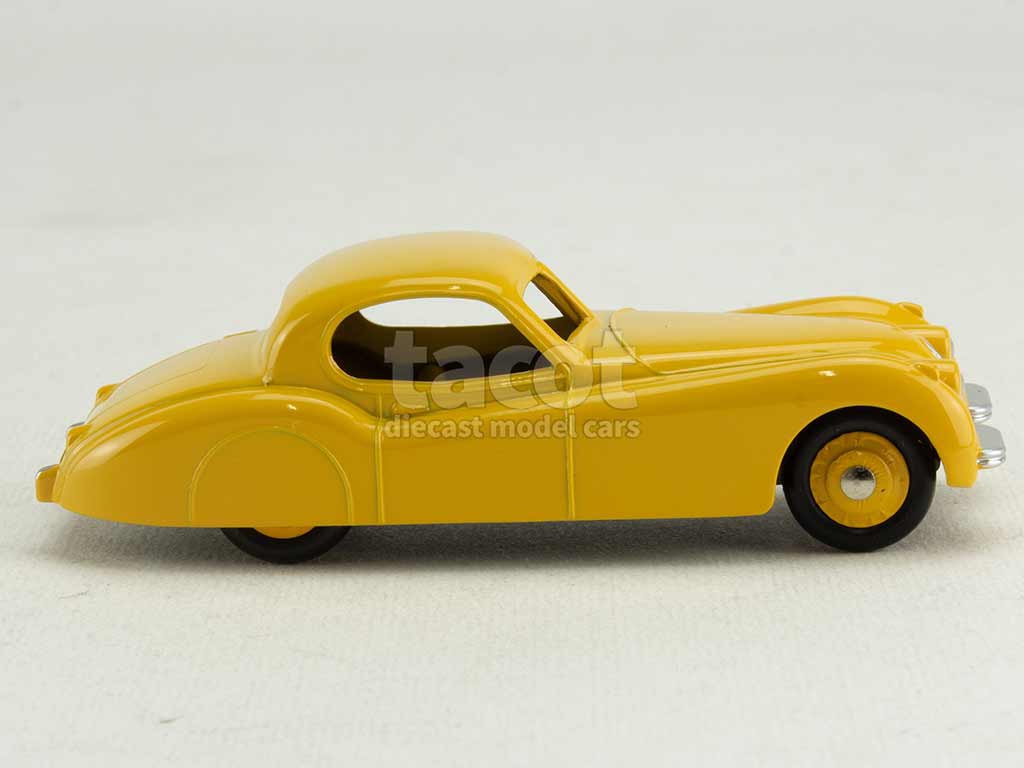 4693 Jaguar XK 120 Coup&eacute;