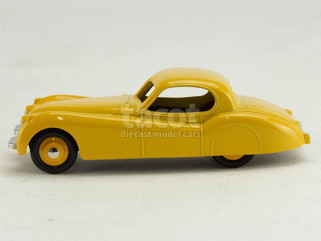 4693 Jaguar XK 120 Coup&eacute;