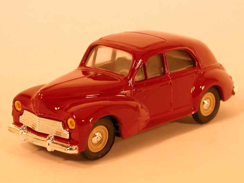 4877 Peugeot 203 Berline 1954