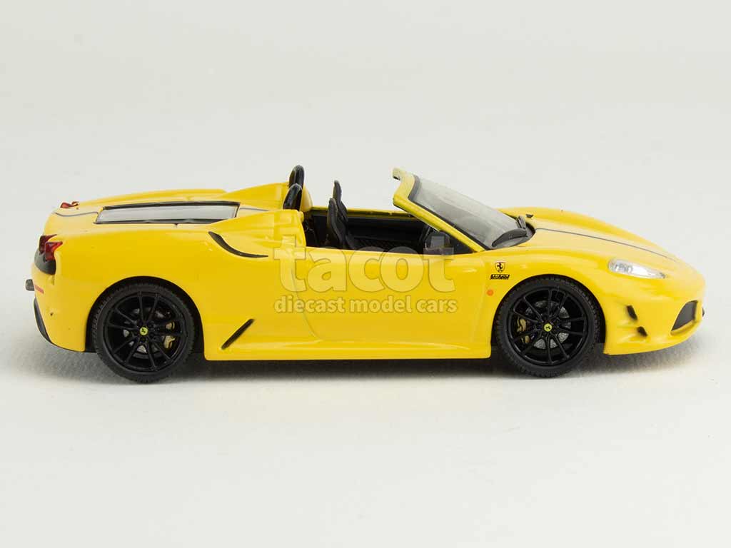 4983 Ferrari 16M Scuderia Spider 2008