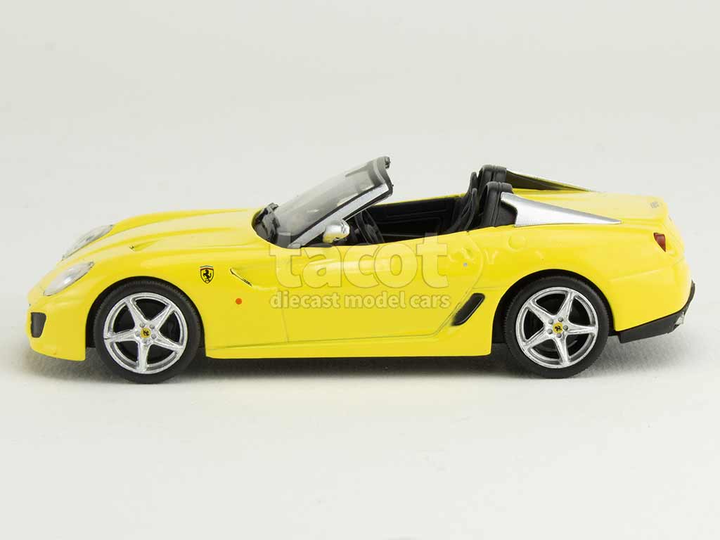 4988 Ferrari SA Aperta 2010