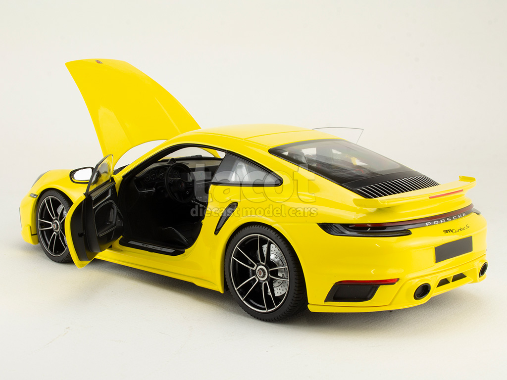 5111 Porsche 911/992 Turbo S Coup&eacute; 2021