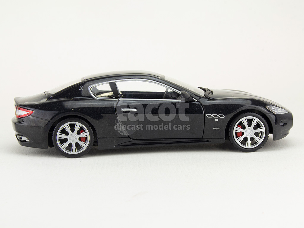 5137 Maserati GranTurismo Sport