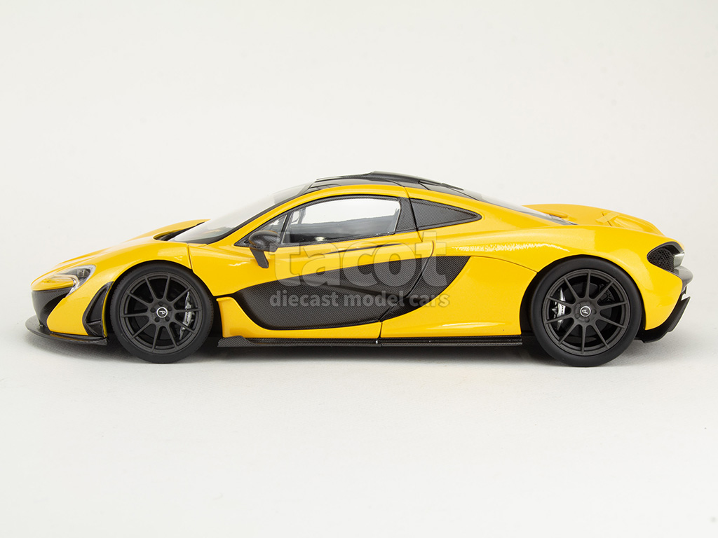 5139 McLaren P1 2013