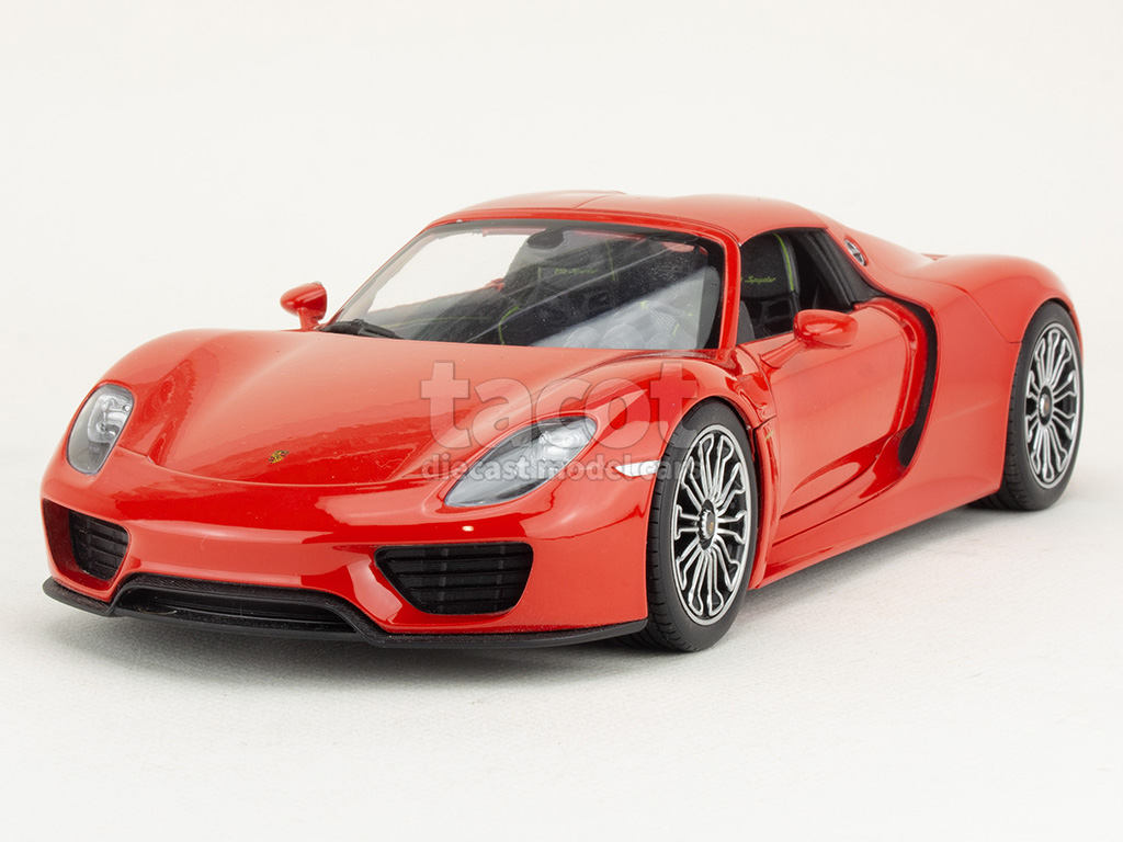 5305 Porsche 918 Spyder 2015