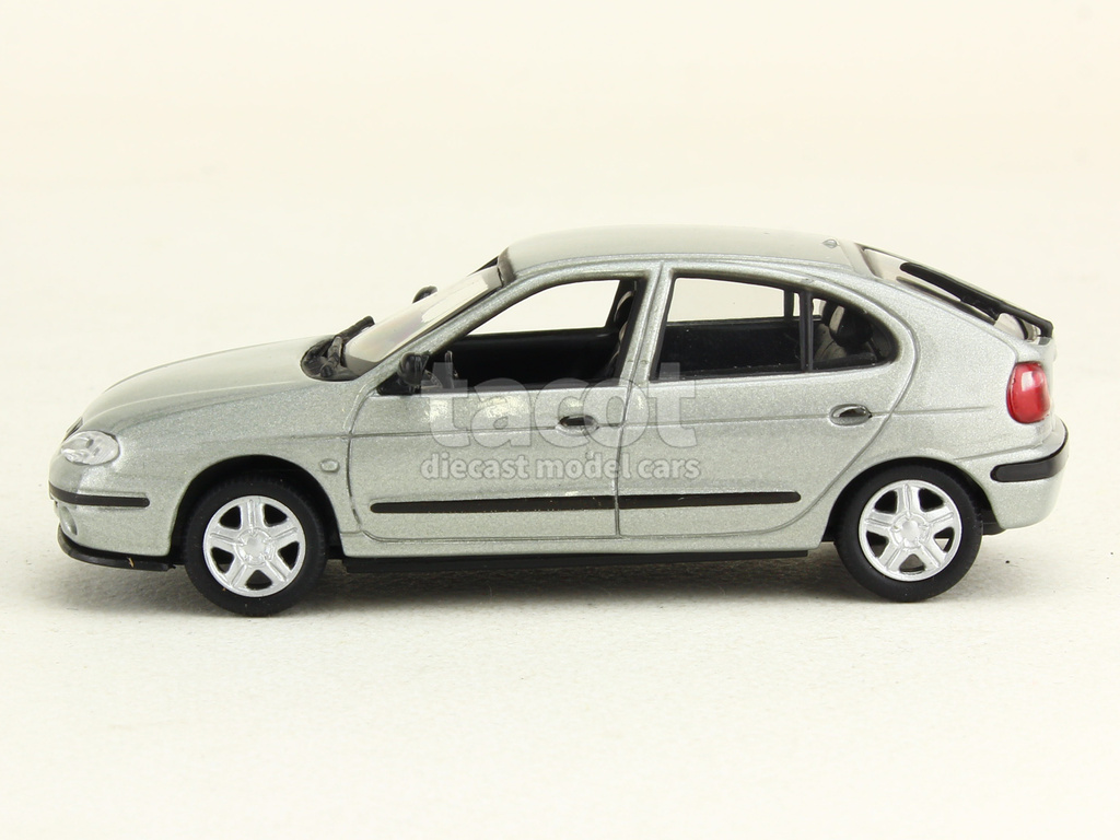 5321 Renault Megane 1997