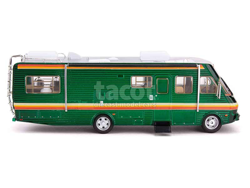 6300 Fleetwood Bounder RV 1986 GREEN MACHINE