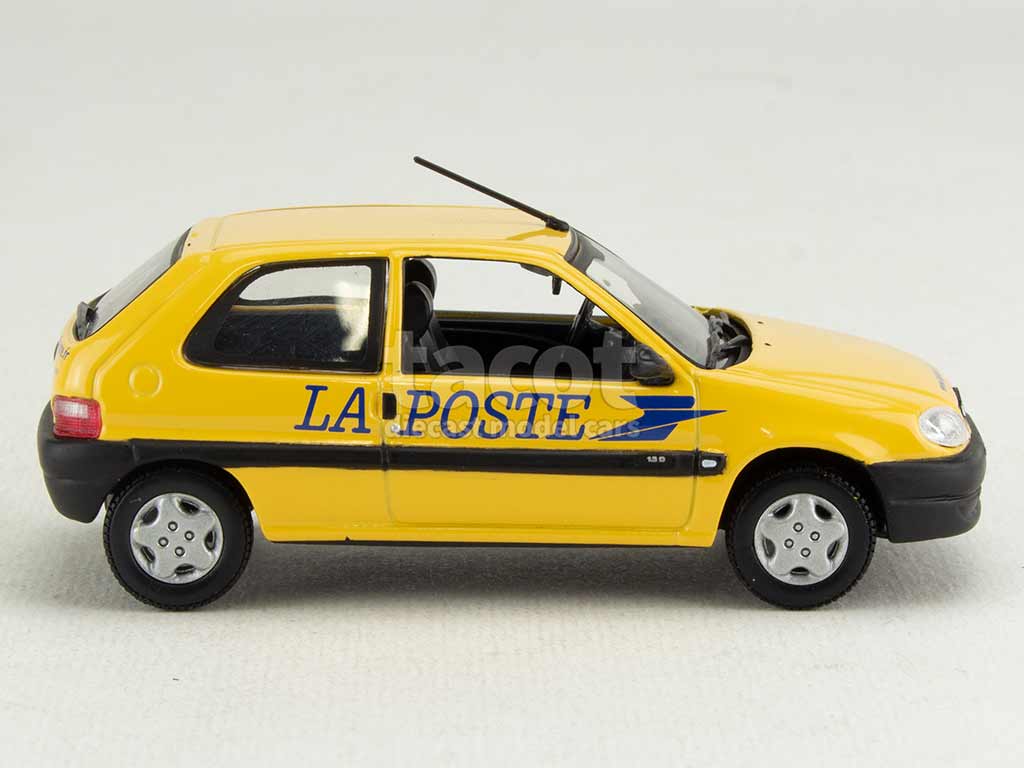 6737 Citroën Saxo 3 Doors La Poste 2000