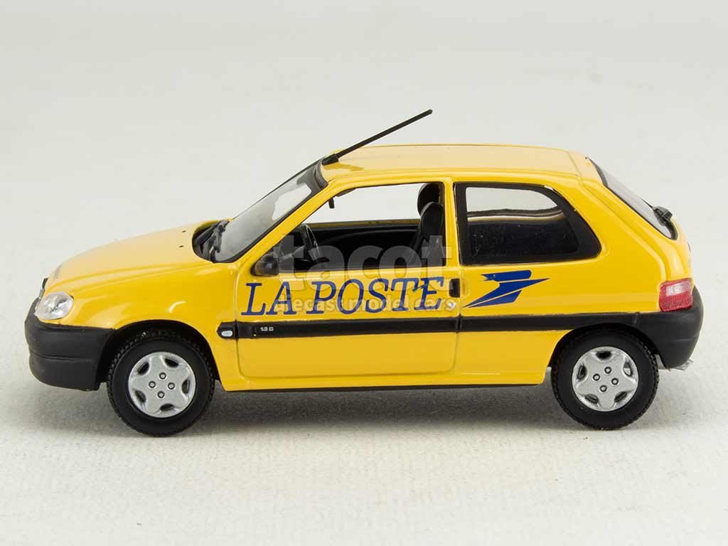 6737 Citroën Saxo 3 Doors La Poste 2000