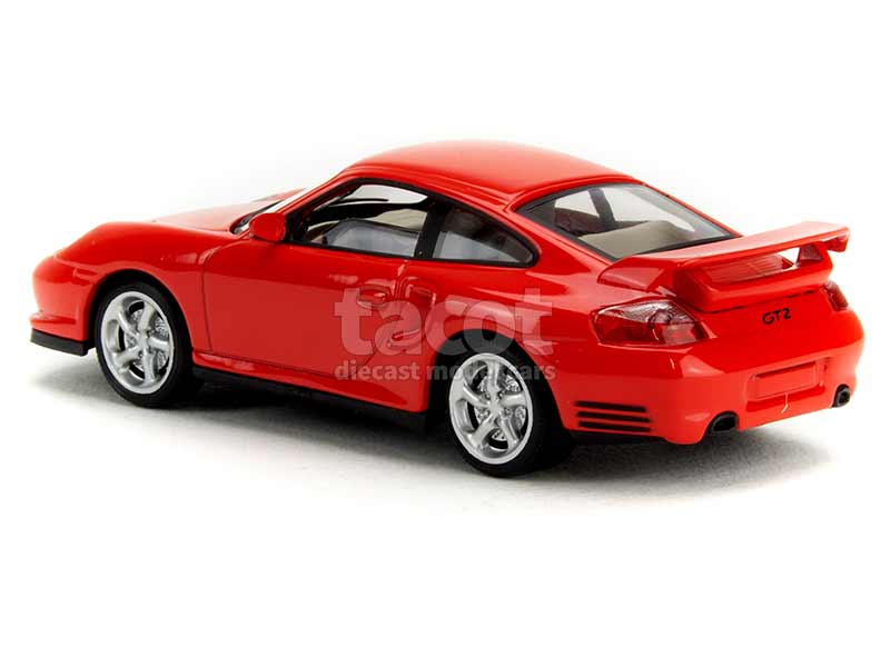 6760 Porsche 911/996 GT2 2001