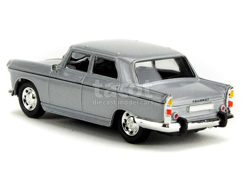 6767 Peugeot 404 Berline 1965