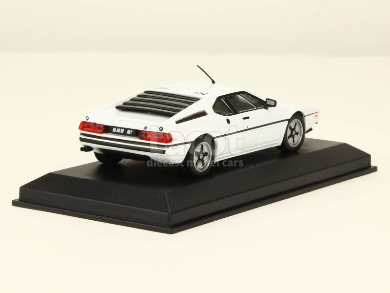 7120 BMW M1 1979