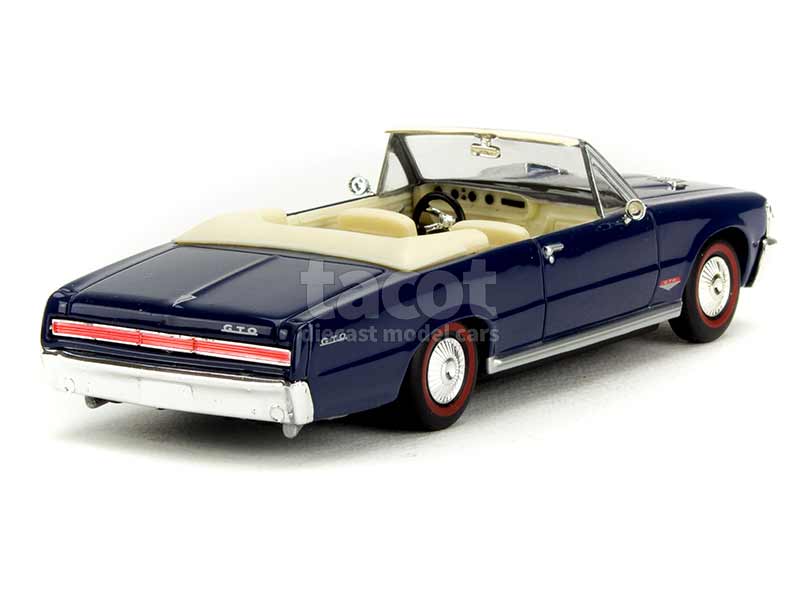 7232 Pontiac GTO Cabriolet