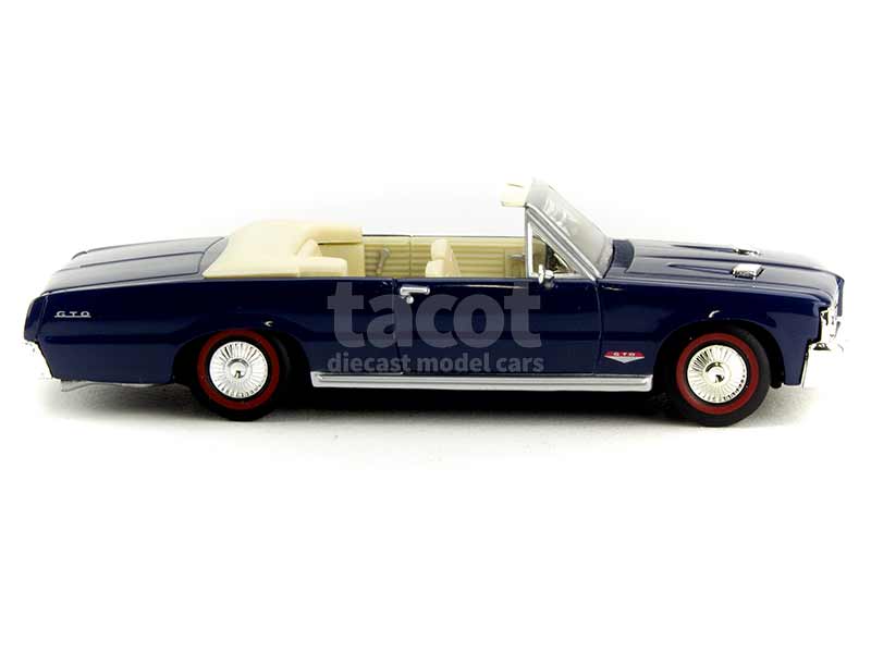 7232 Pontiac GTO Cabriolet