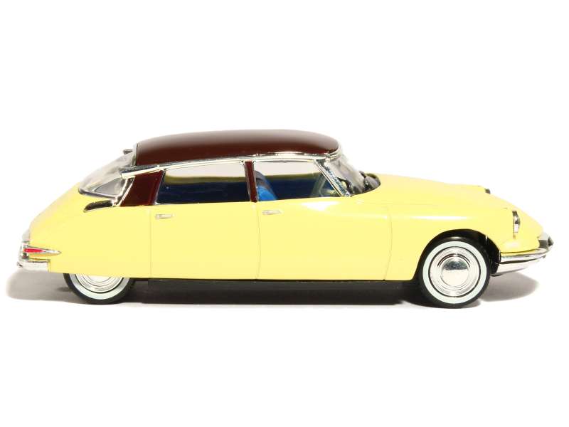 8144 Citroën DS19 Salon de Paris 1955