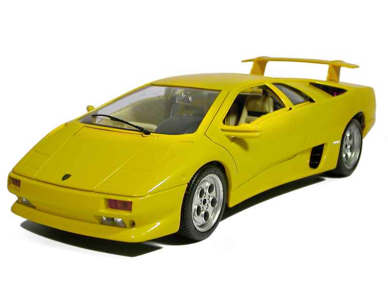 9000 Lamborghini Diablo 1990