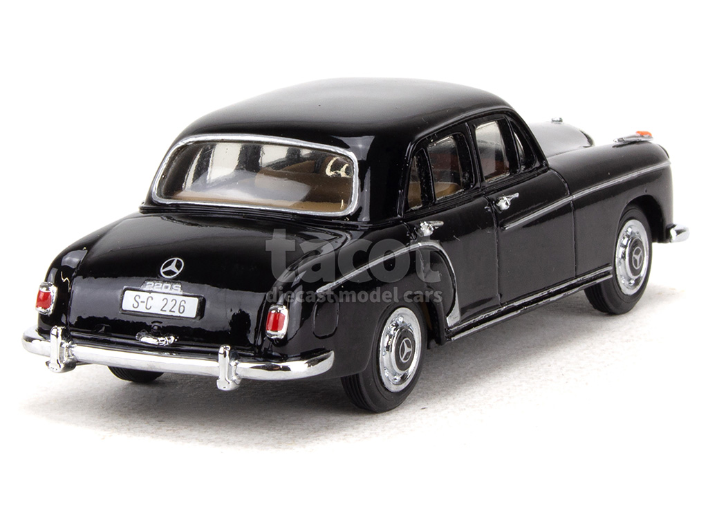 9452 Mercedes 220 S/ W180 1956