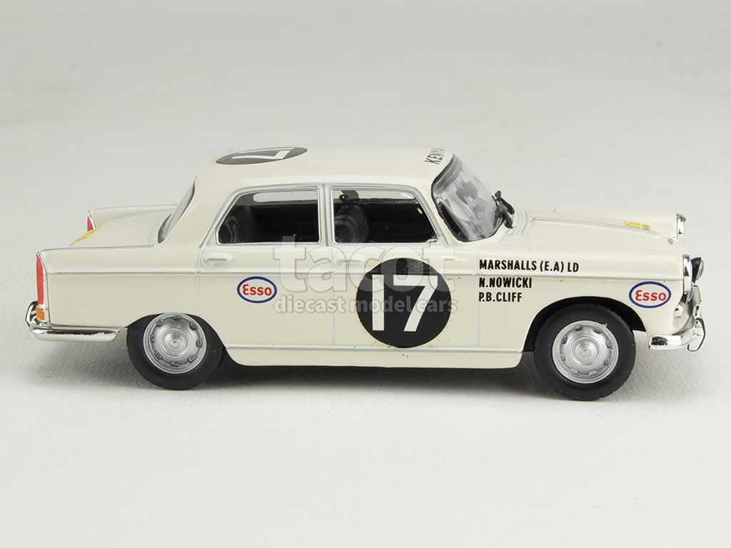 9808 Peugeot 404 Berline African Safari 1968