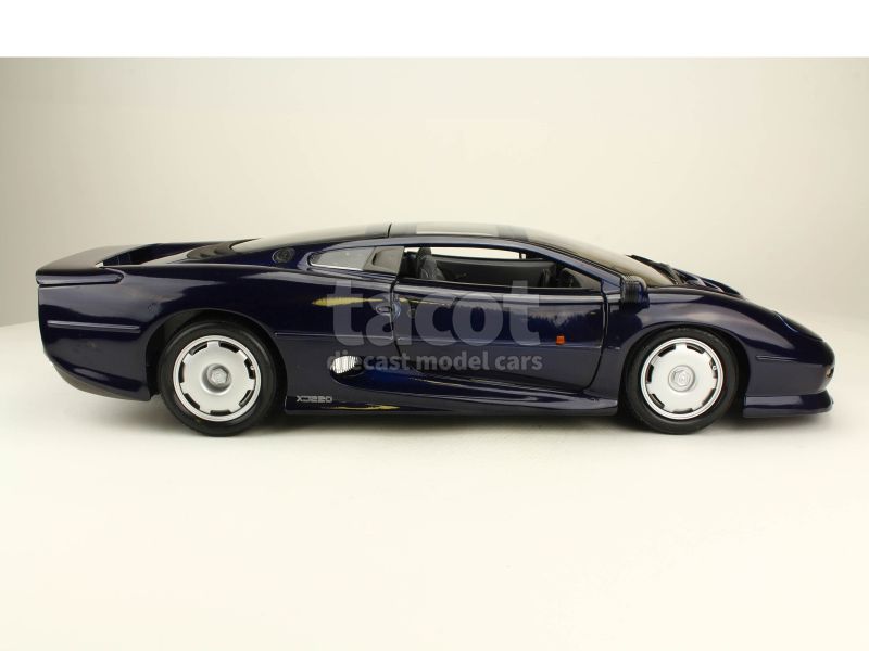 10150 Jaguar XJ 220 1992