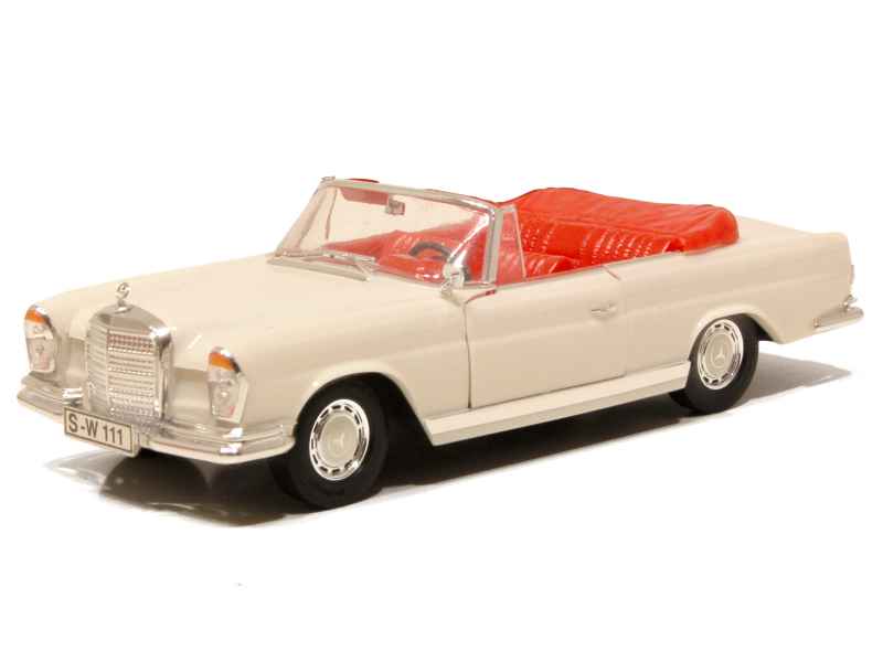 Lot FALLER mercedes benz 220 SE cabriolet - Collection