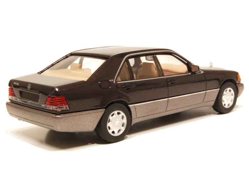10563 Mercedes 600 SEL V12/ W140