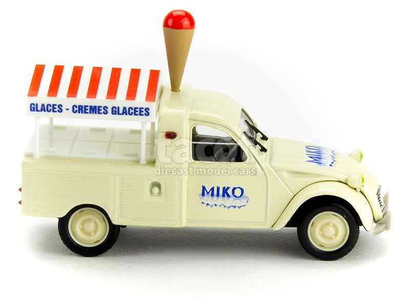 10817 Citro&euml;n 2CV AZU Pick-Up Glaces 1964