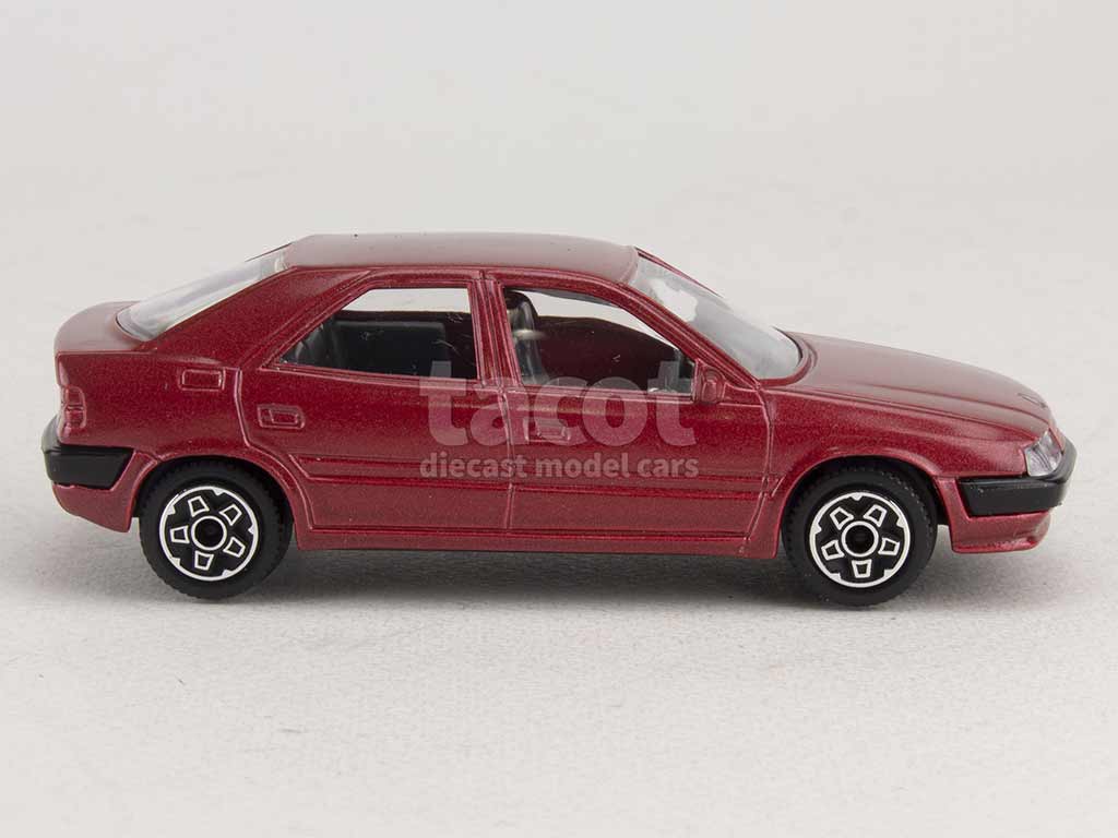 CITROËN XANTIA - BURAGO 1/43e - Modélisme