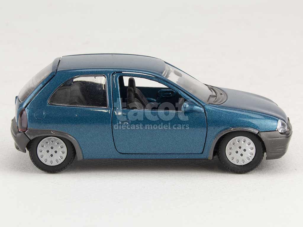 11417 Opel Corsa B GL 3 Doors 1993