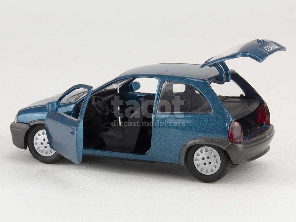 11417 Opel Corsa B GL 3 Doors 1993