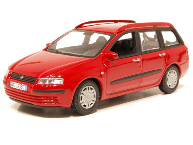 NOREV / FIAT STILO Station Wagon rouge -1/43°- Boîte vitrine NOREV / FIAT STILO Station Wagon rouge -1/43°- Boîte vitrine