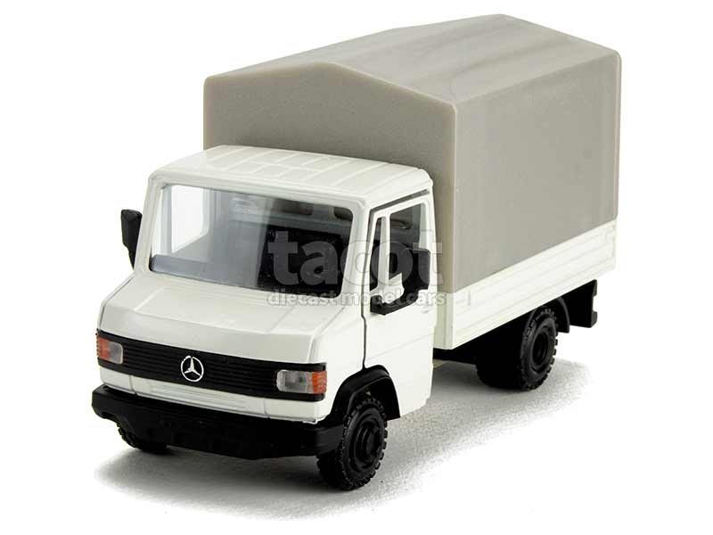 12241 Mercedes 507D LKW Canvas