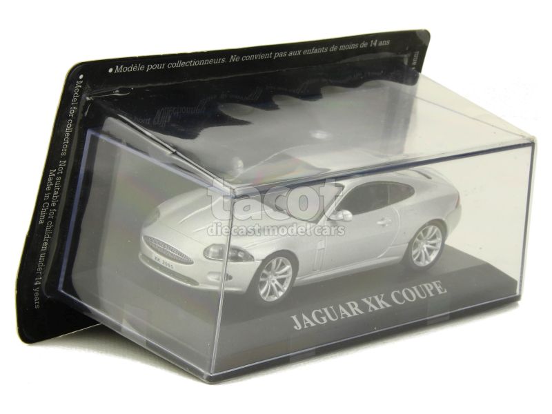 13352 Jaguar XK Coupé 2006