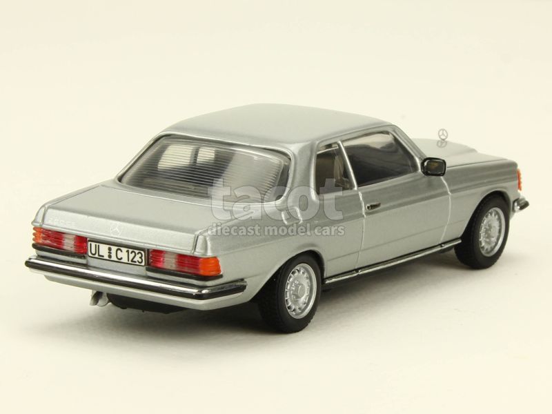 13462 Mercedes 280 CE Coupé/ C123 1977