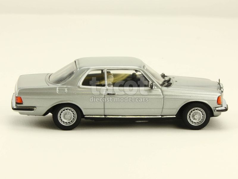13462 Mercedes 280 CE Coupé/ C123 1977