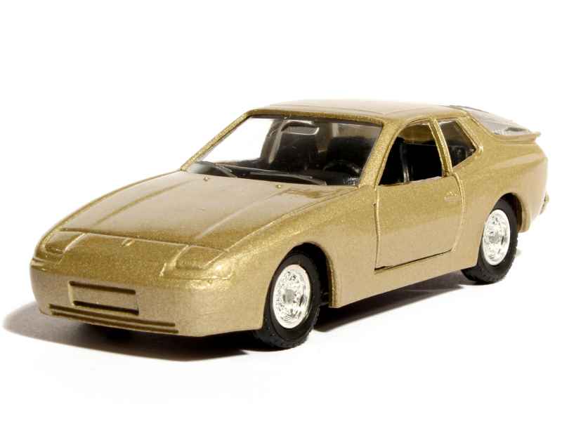13495 Porsche 944 1984