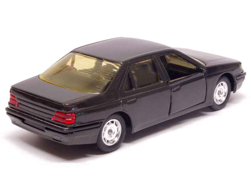 13504 Peugeot 605 Berline SV24 1989