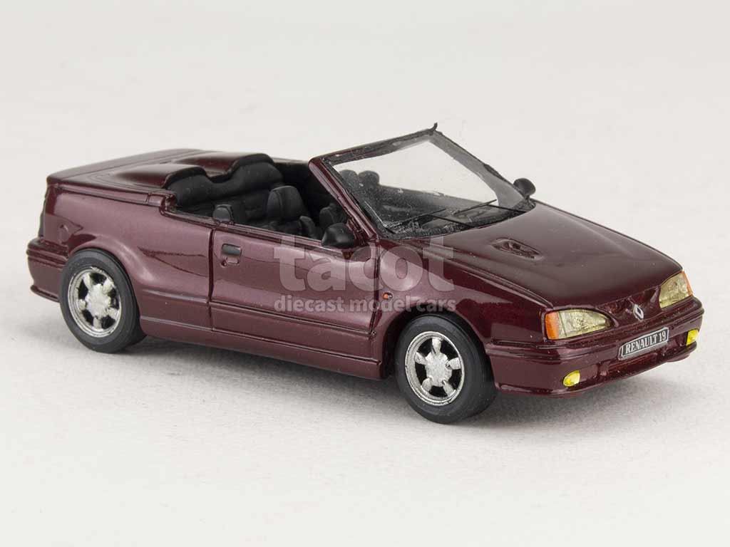 14131 Renault R19 16S Cabriolet 1993