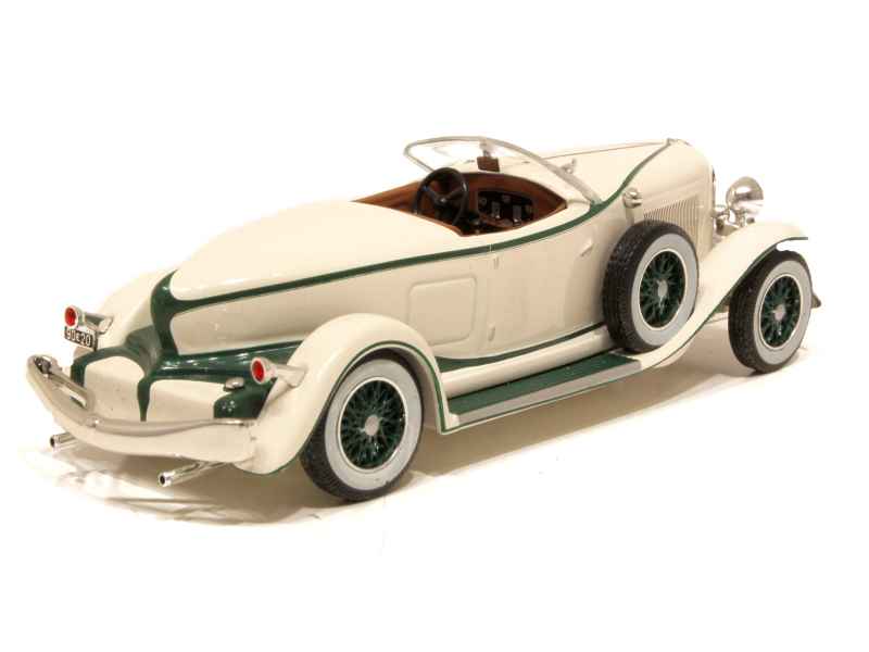 AUBURN BOAT TAIL Roadster - 1933 - black - IXO 1:43 EUR 47,90 - FR