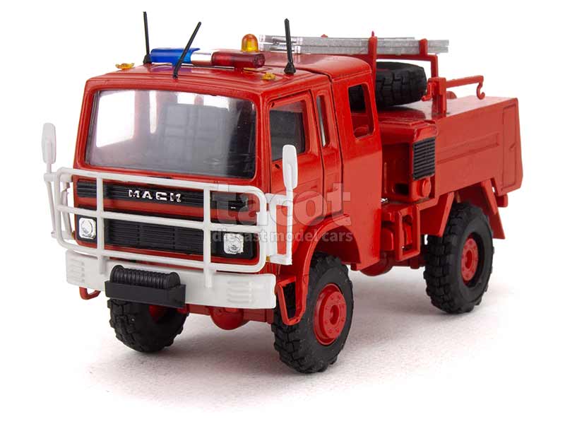 Le pneu du VAB Renault et TRM 10 000 miniature de Cef Replex au 1/43e Le pneu du VAB Renault et TRM 10 000 miniature de Cef Replex au 1/43e