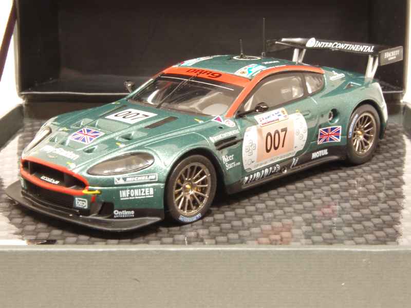 16941 Aston Martin DBR9 Le Mans 2006