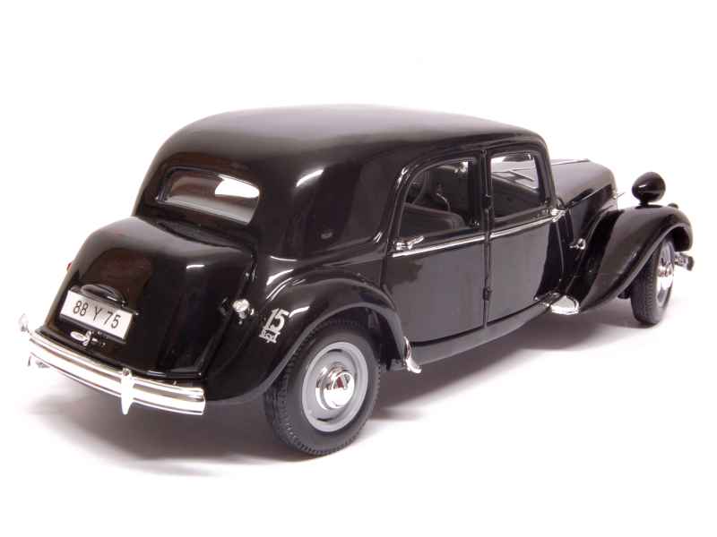 17661 Citroën Traction 15CV 1952