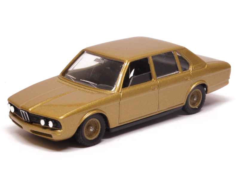 17701 BMW 530i/ E12 1976