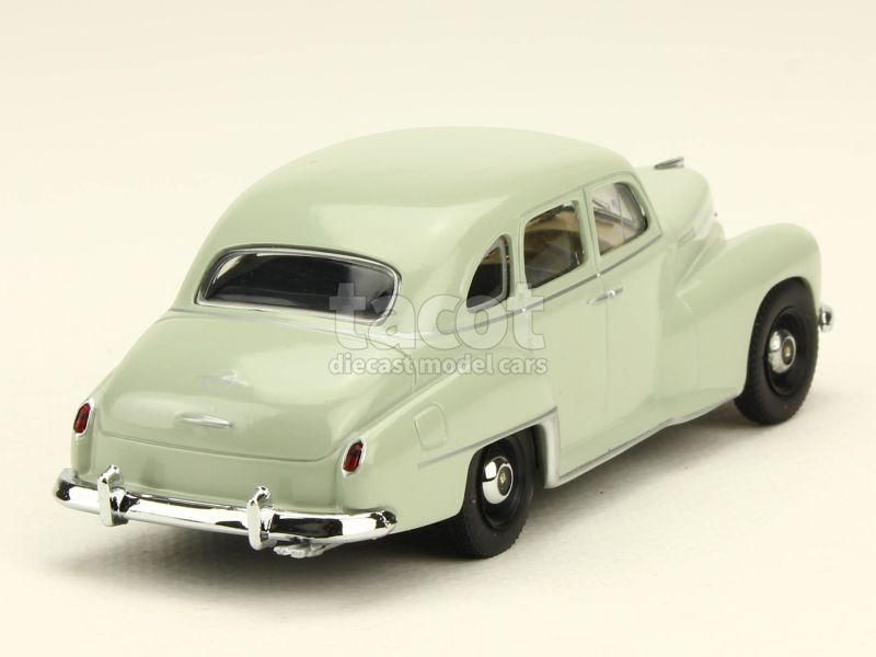 Minichamps 1/43 - Opel Kapitan 1968 Noire