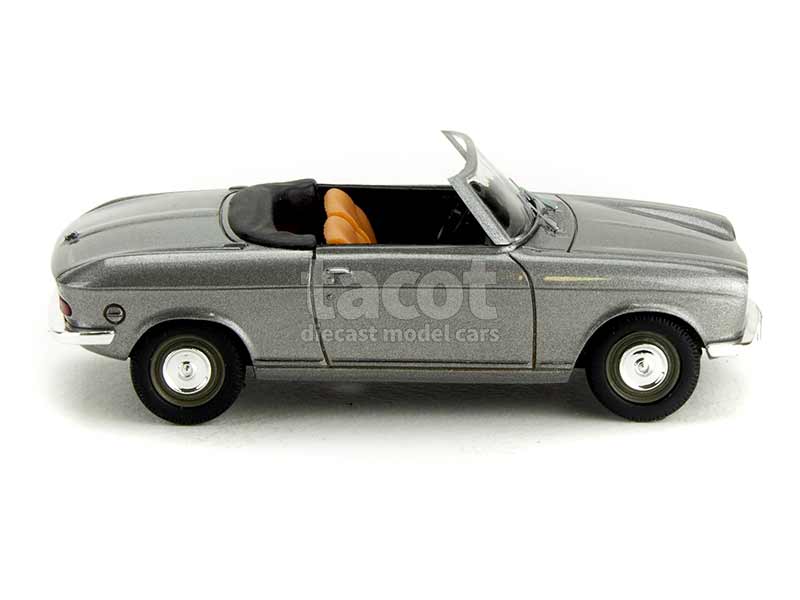 18813 Peugeot 204 Cabriolet 1968