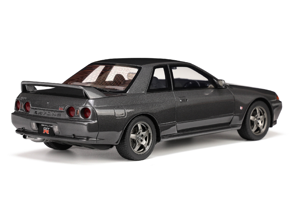 100015 Nissan Skyline GT-R R32 1993