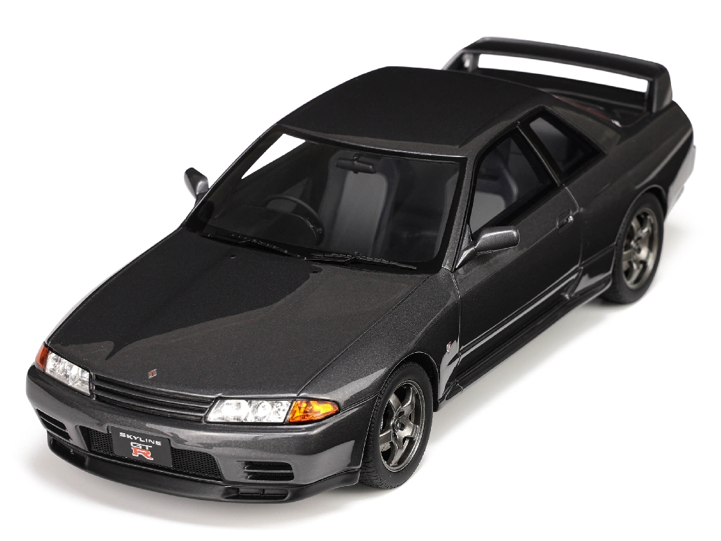 100015 Nissan Skyline GT-R R32 1993